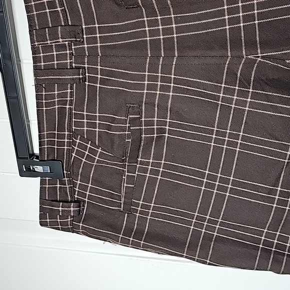 O'Neill sz 34 brown plaid shorts - Picture 10 of 15
